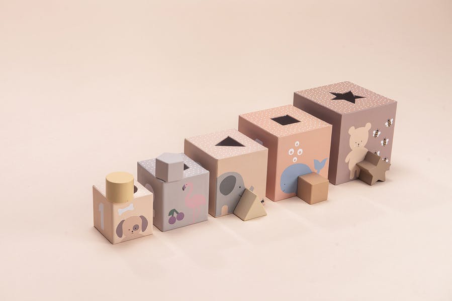 Stackable cubes-image